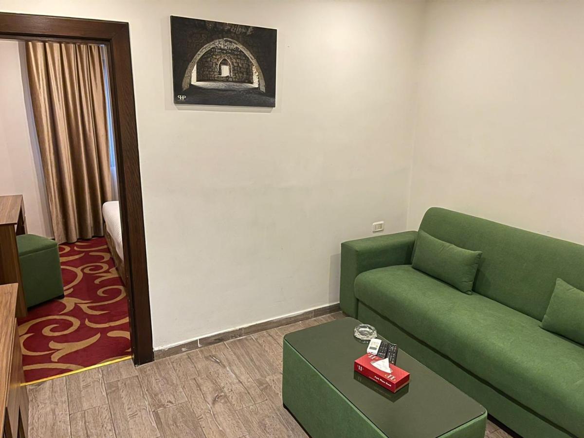 Spark Plaza Hotel Amman Bagian luar foto