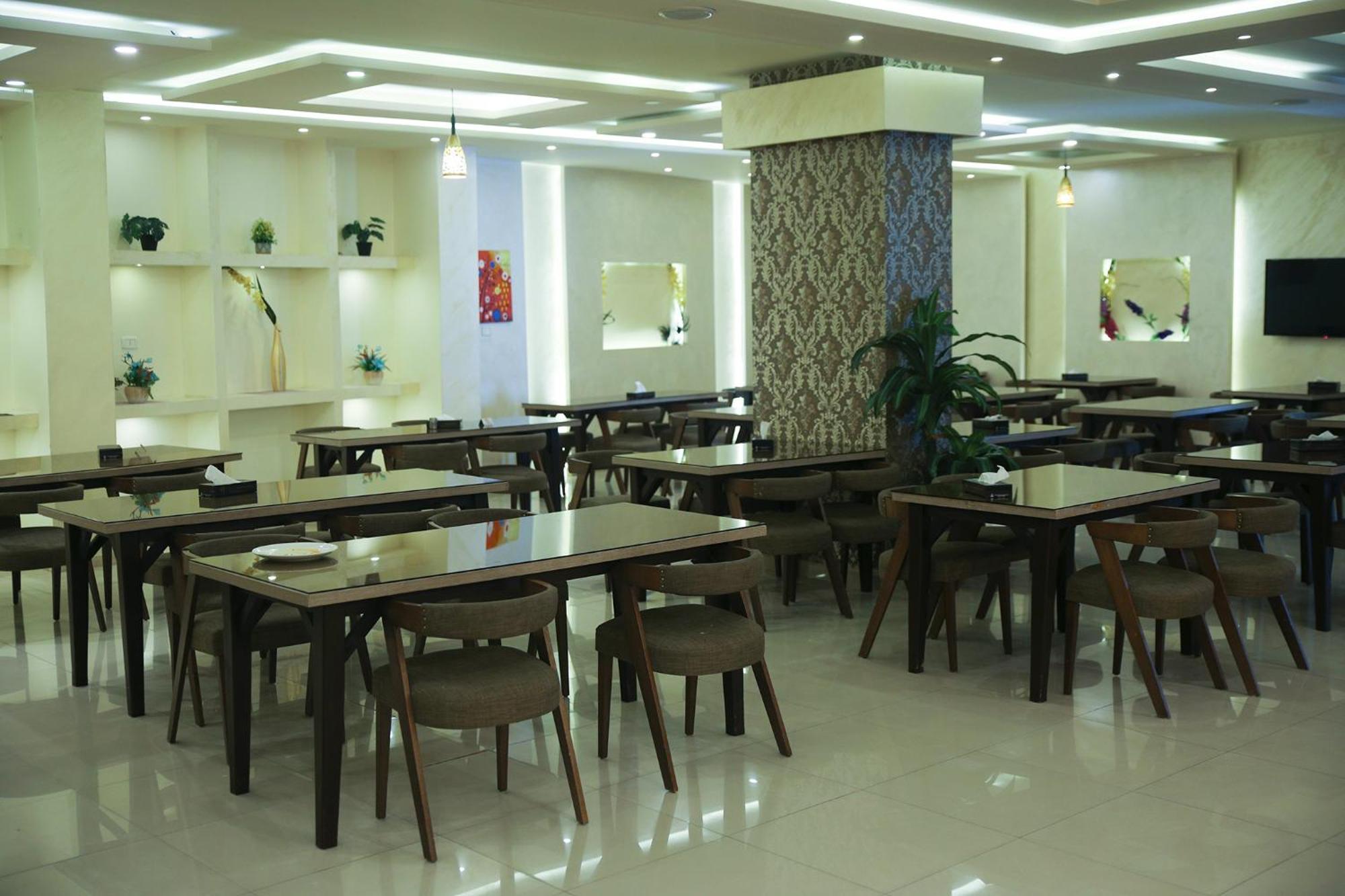 Spark Plaza Hotel Amman Bagian luar foto