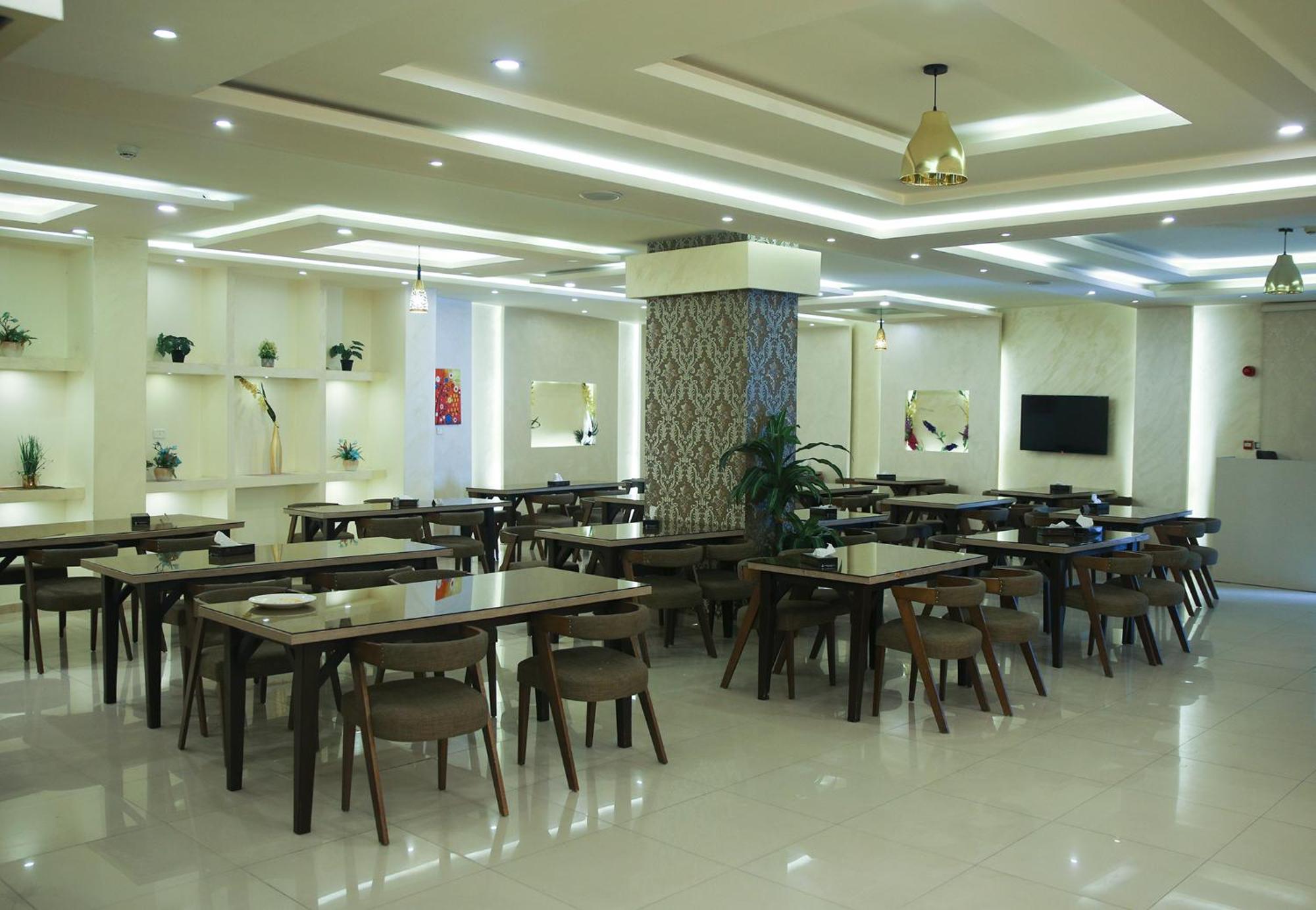 Spark Plaza Hotel Amman Bagian luar foto
