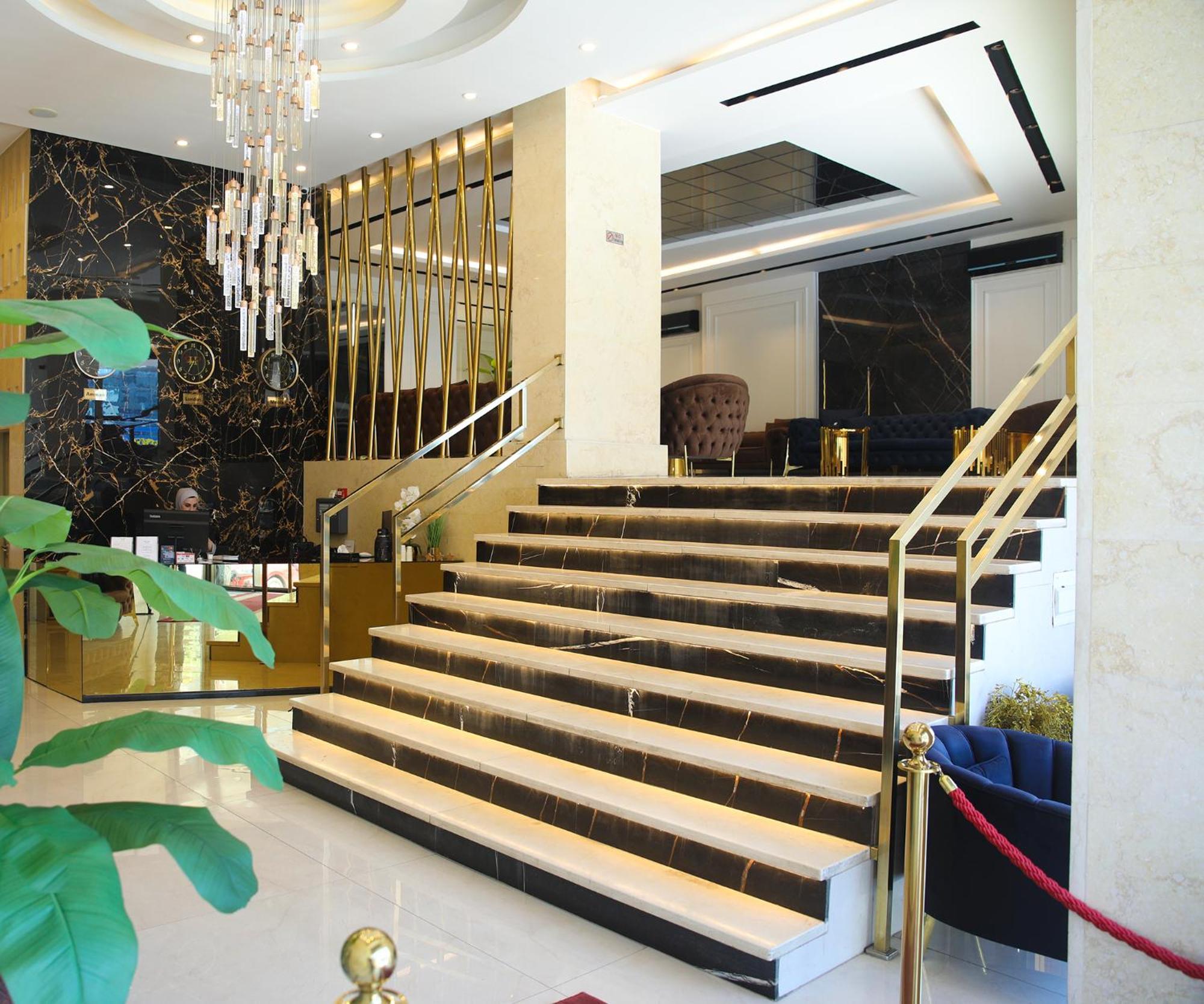 Spark Plaza Hotel Amman Bagian luar foto