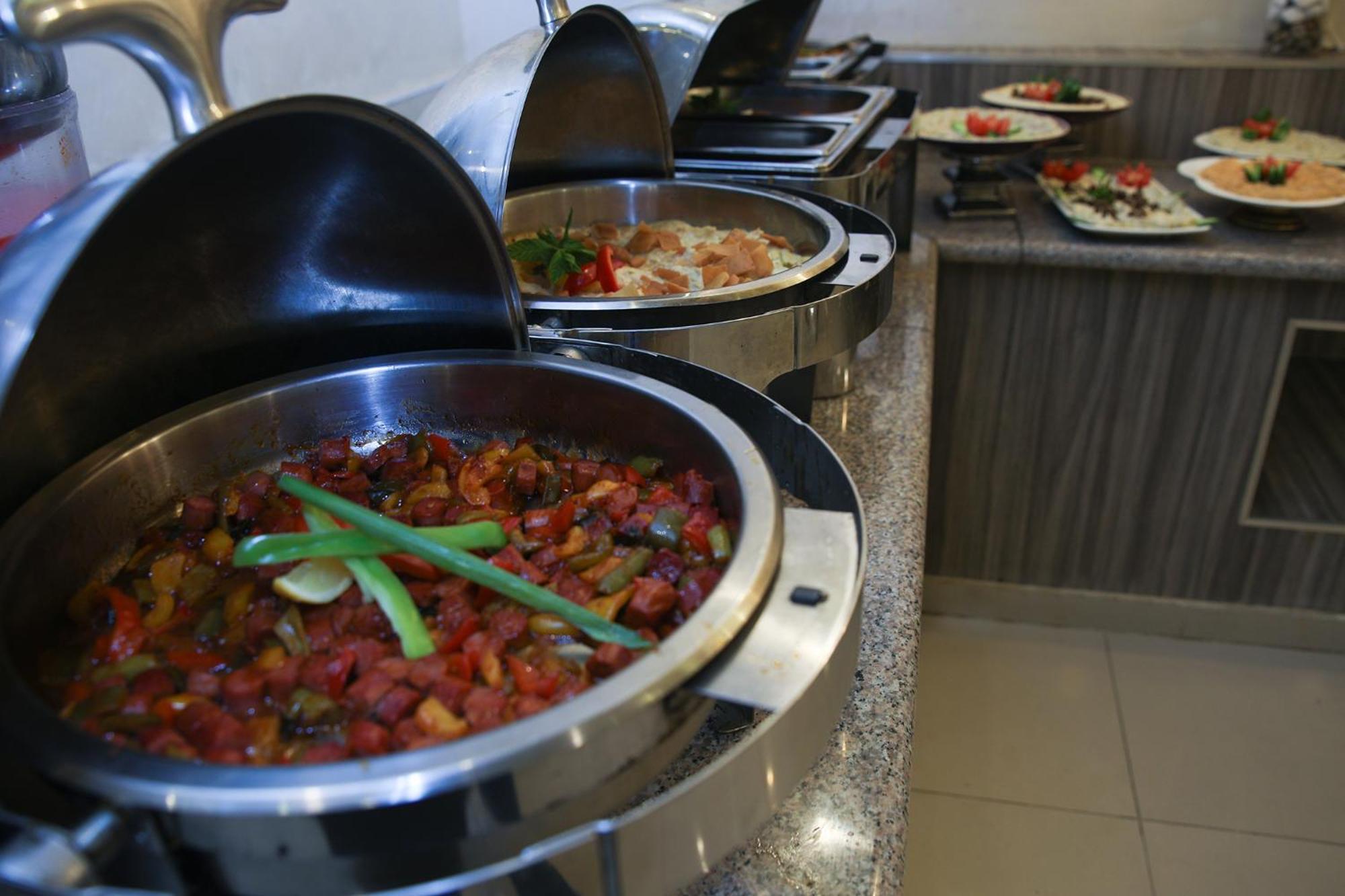 Spark Plaza Hotel Amman Bagian luar foto